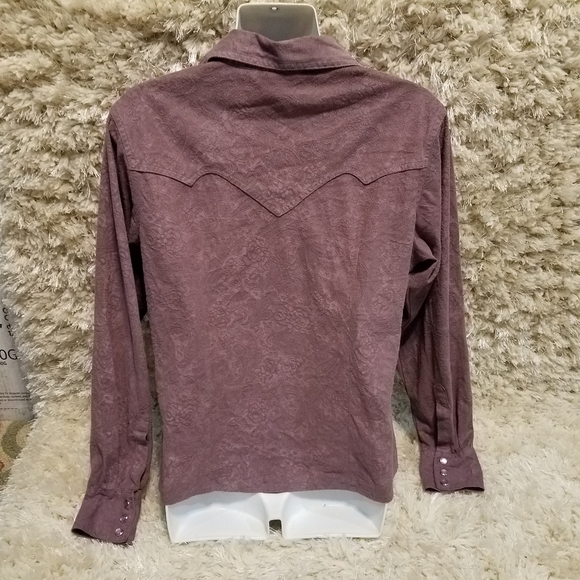 SUEDE Floral Embossed Top - Picture 2 of 11